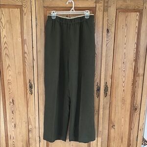 Coldwater Creek Natural Fit Olive Pants